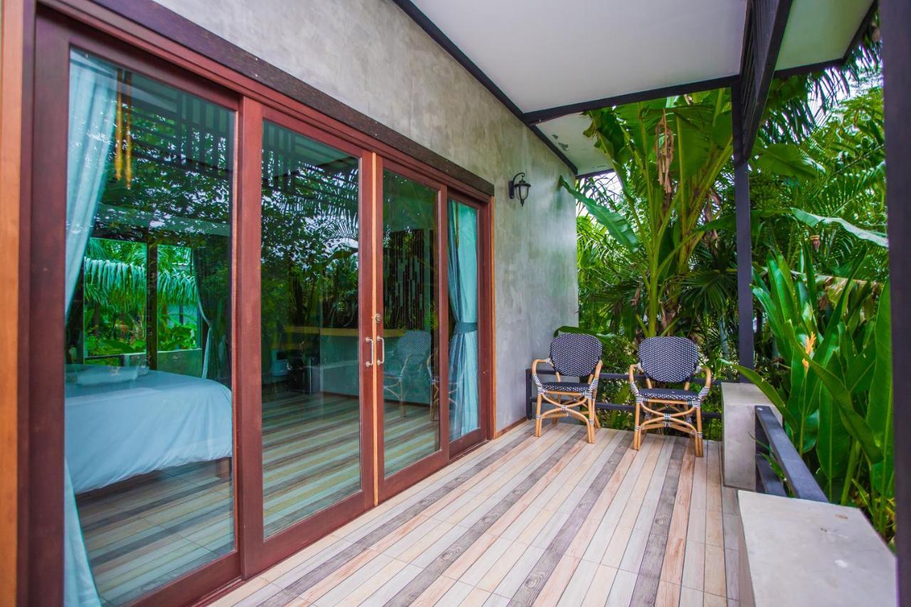 Palm Pran Resort Pranburi Buitenkant foto