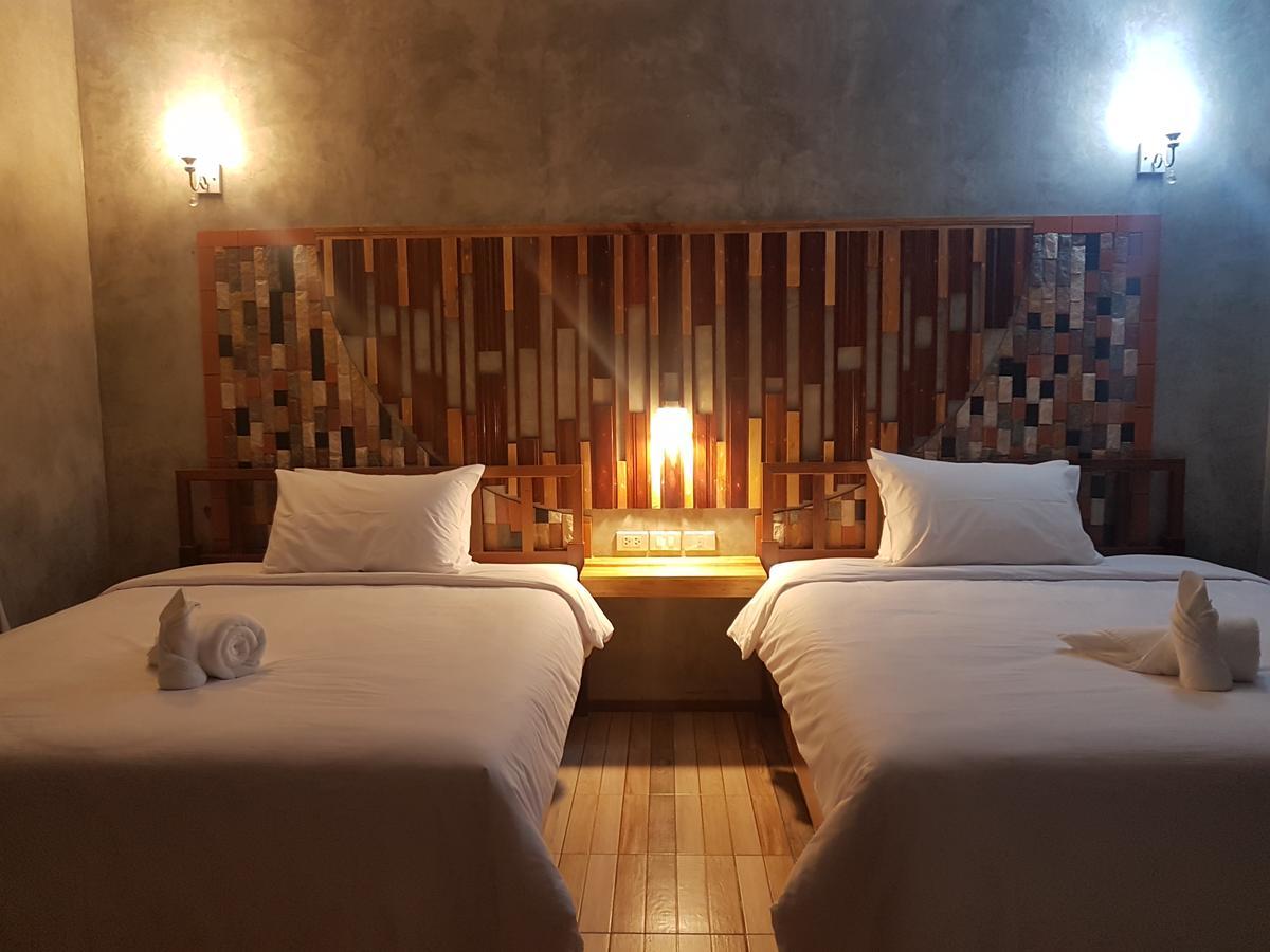 Palm Pran Resort Pranburi Buitenkant foto