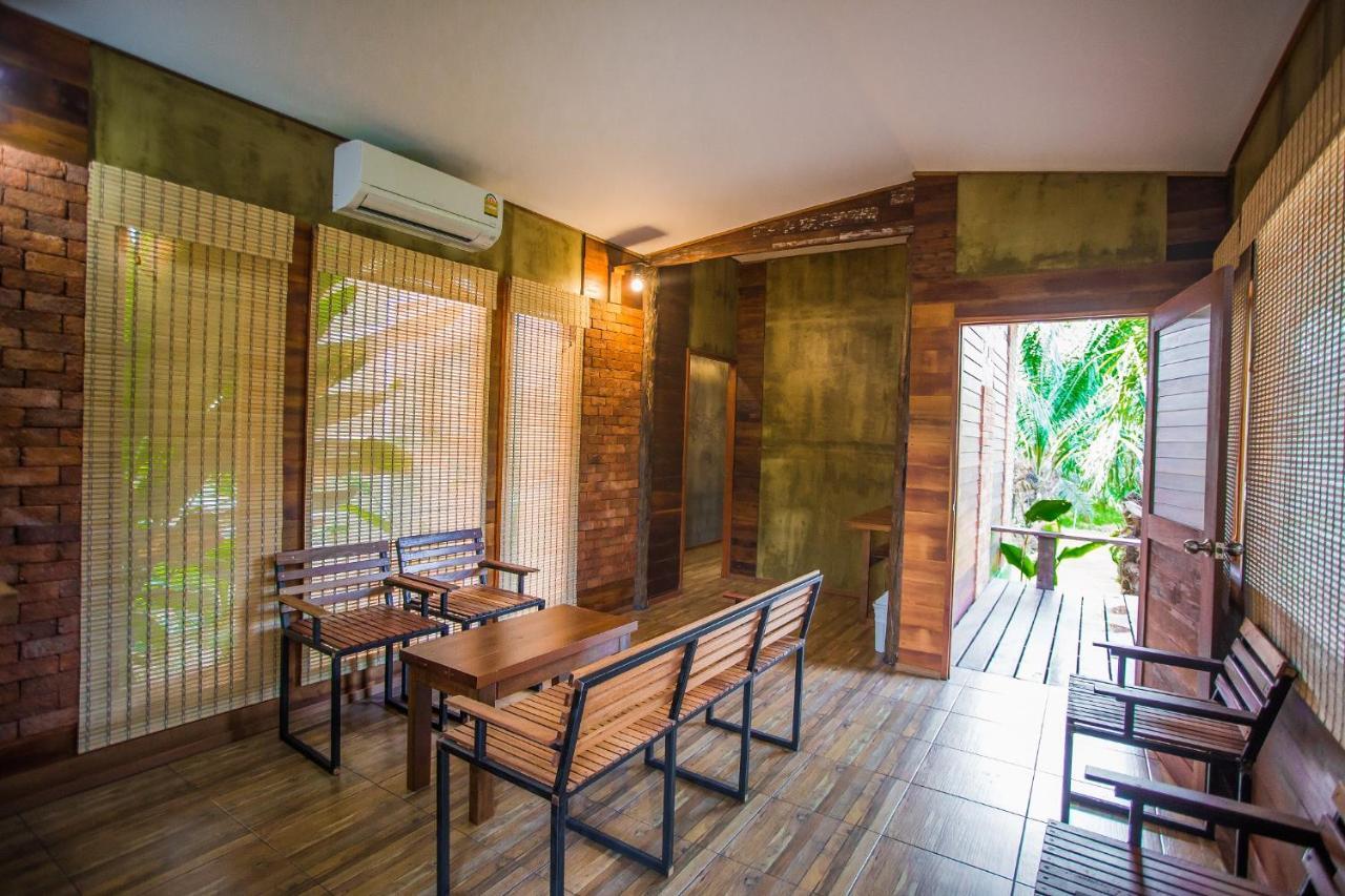 Palm Pran Resort Pranburi Buitenkant foto